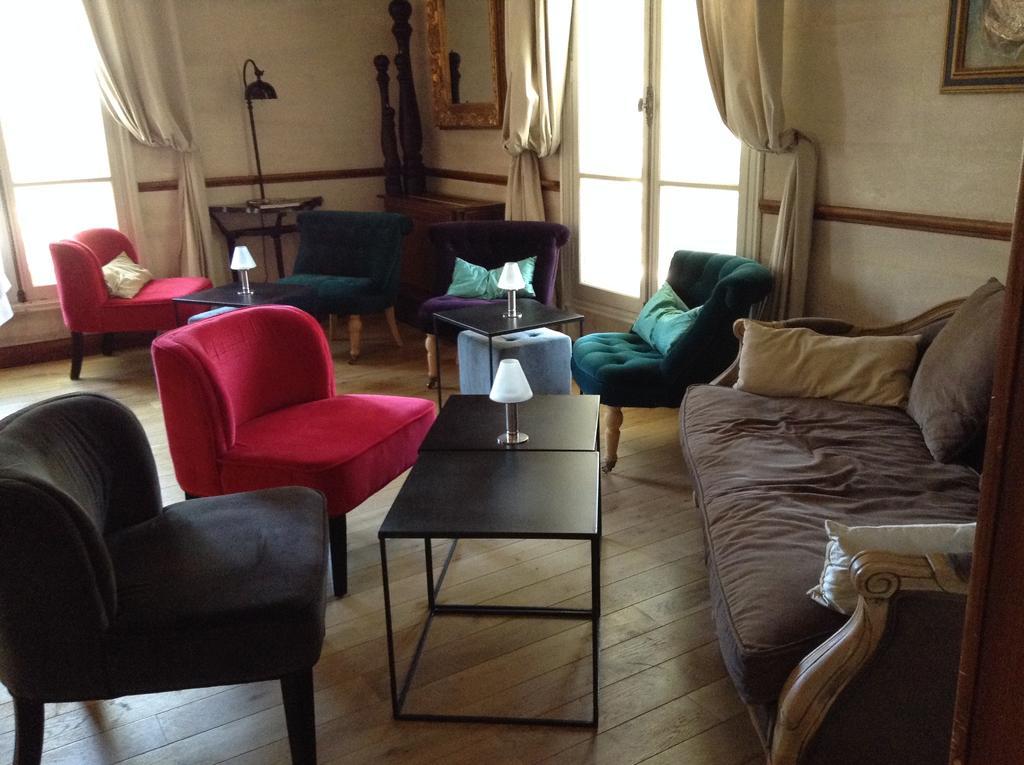 Hostellerie Les Frenes Avinyon Dış mekan fotoğraf