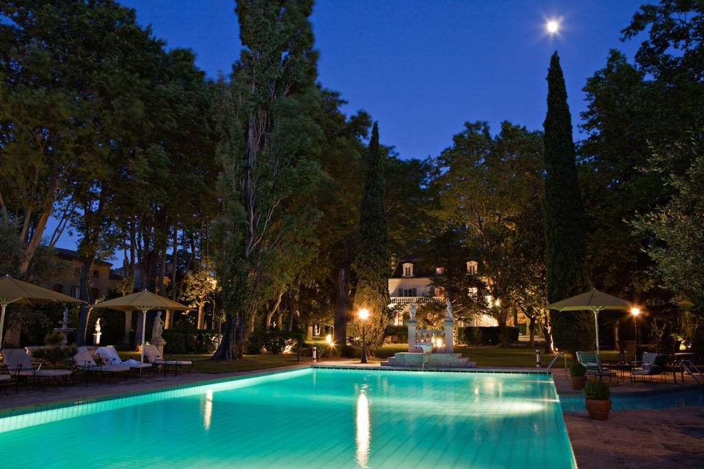 Hostellerie Les Frenes Avinyon Oda fotoğraf