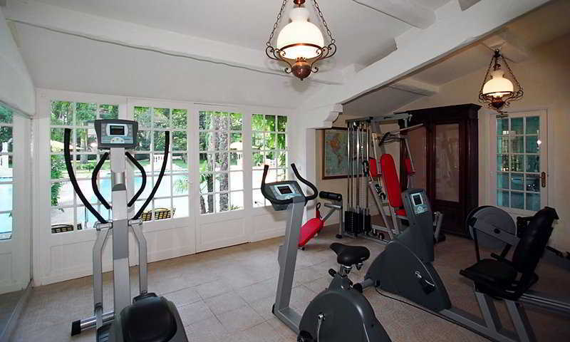 Hostellerie Les Frenes Avinyon Konforlar fotoğraf
